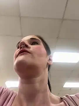 lolabunny9 online show from February 2025 05:48:02 PM