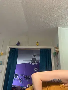 lolabunny9 online show from March 2025 02:00:01 PM