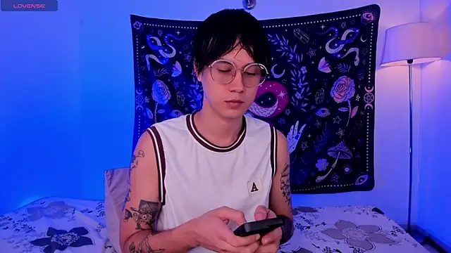 LeaneSeb online show from February 2025 06:41:02 PM