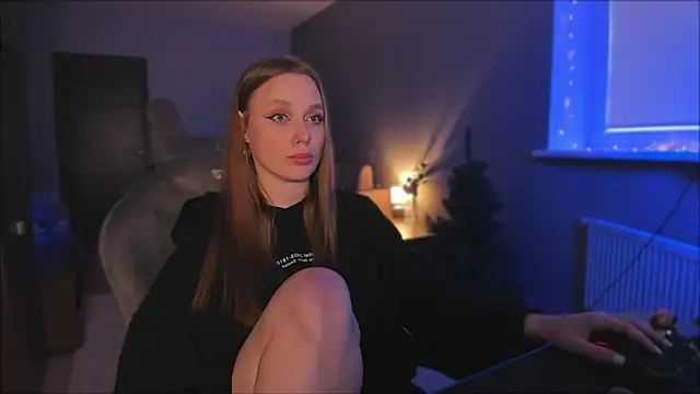 Snapshot of Rachel_Ro chatting on December 2024 08:30:02 AM Rachel Ro online show from December 2024 08:30:02 AM