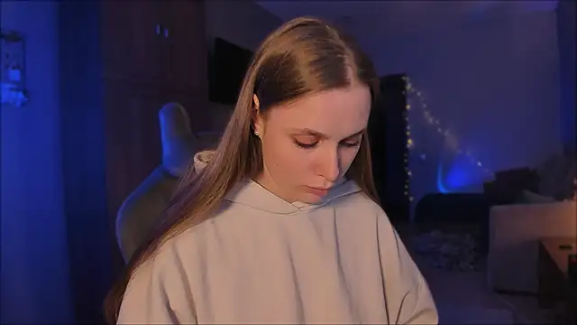 Snapshot of Rachel_Ro chatting on January 2025 03:02:01 PM Rachel Ro online show from January 2025 03:02:01 PM