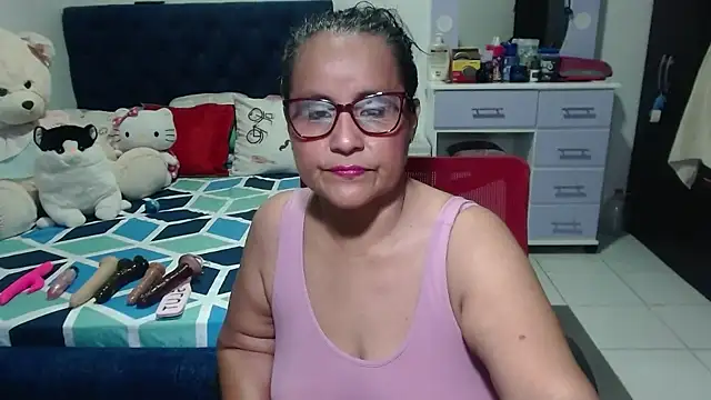 pervert mommy  online show from October 2025 10:12:02 AM