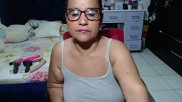 pervert mommy  online show from February 2026 09:46:01 AM