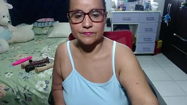 pervert mommy  online show from February 2026 11:17:01 AM