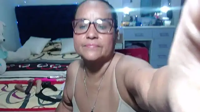 pervert mommy  online show from May 2026 10:09:01 AM