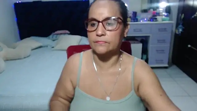 pervert mommy  online show from May 2026 10:32:02 AM
