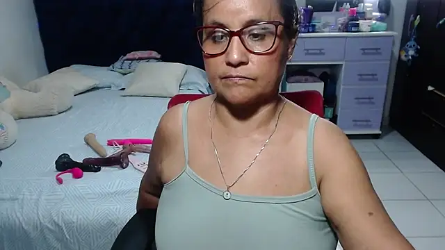 pervert mommy  online show from May 2026 02:45:01 PM