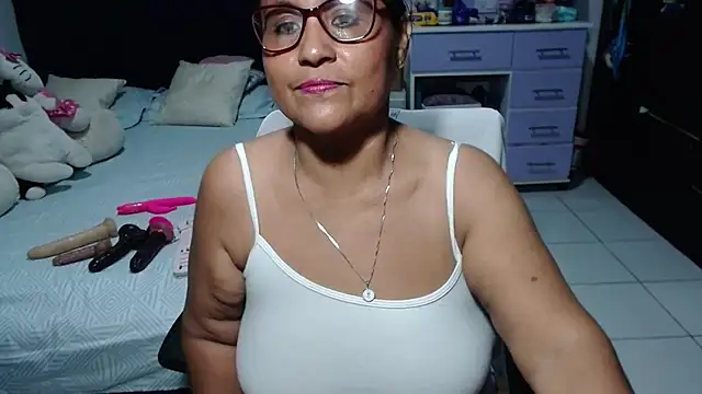 pervert mommy  online show from May 2026 10:01:02 AM