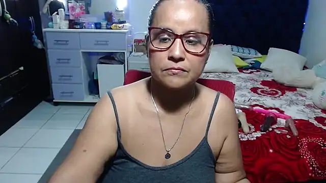 pervert mommy  online show from May 2026 10:08:02 AM