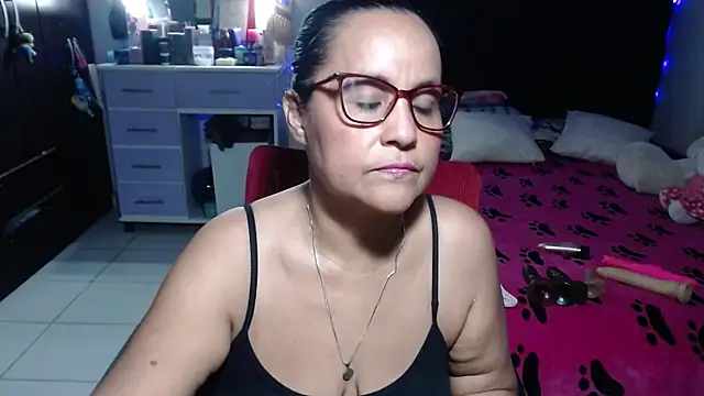 pervert mommy  online show from July 2026 10:07:02 AM