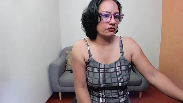 scarlet wet online show from May 2026 10:08:02 PM