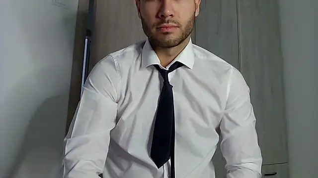 Justynn1 online show from December 2024 07:31:01 AM