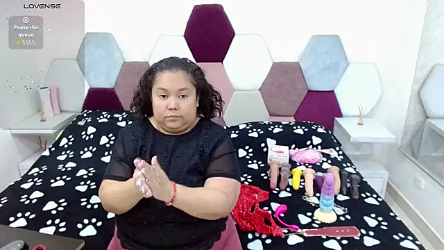 angel blue online show from February 2026 03:42:01 PM