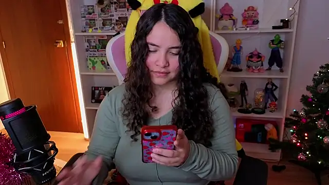 Snapshot of Sweet_sully__ chatting on December 2025 10:00:02 AM Sweet sully online show from December 2025 10:00:02 AM