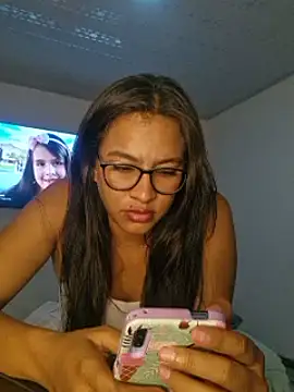 DAELAA online show from December 2024 04:39:02 AM