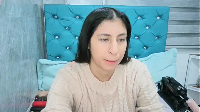 Snapshot of MAARYMOON chatting on February 2025 11:07:02 AM MAARYMOON online show from February 2025 11:07:02 AM