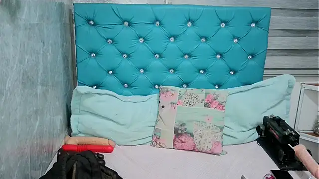 Snapshot of MAARYMOON chatting on February 2025 11:11:02 AM MAARYMOON online show from February 2025 11:11:02 AM