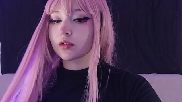 Snapshot of KuroChan420 chatting on December 2024 09:07:01 AM KuroChan420 online show from December 2024 09:07:01 AM