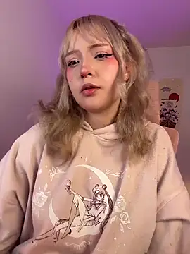 Snapshot of KuroChan420 chatting on January 2026 01:19:01 AM KuroChan420 online show from January 2026 01:19:01 AM