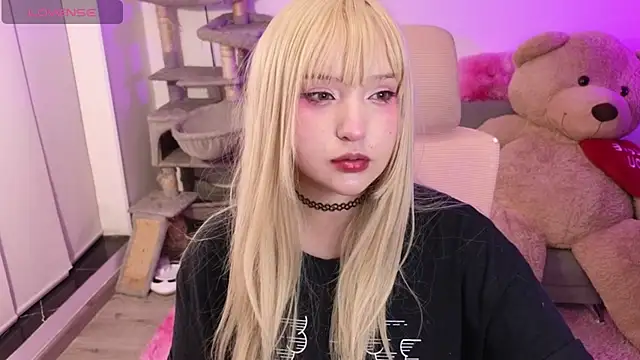 Snapshot of KuroChan420 chatting on February 2026 02:12:02 AM KuroChan420 online show from February 2026 02:12:02 AM