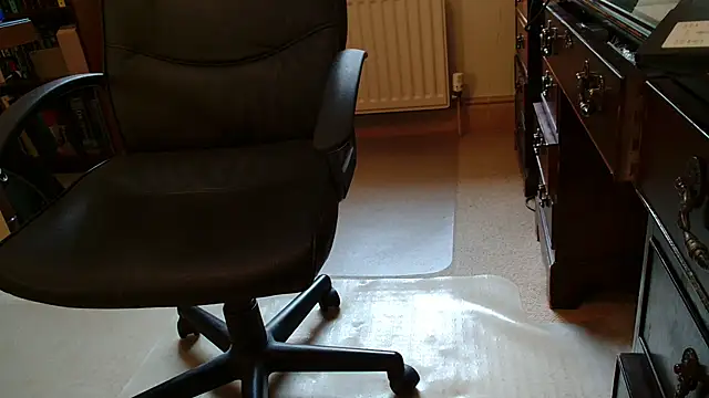 Snapshot of alan_inlondon chatting on November 2025 09:22:01 AM alan inlondon online show from November 2025 09:22:01 AM