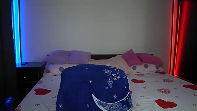 Snapshot of TiffanyPierce chatting on January 2025 12:13:02 AM TiffanyPierce online show from January 2025 12:13:02 AM