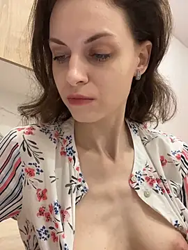 Snapshot of MissAnuta chatting on March 2025 07:29:02 PM MissAnuta online show from March 2025 07:29:02 PM