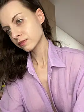 MissAnuta online show from March 2026 06:32:01 PM