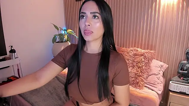 AMELIE xx online show from February 2026 02:45:02 AM