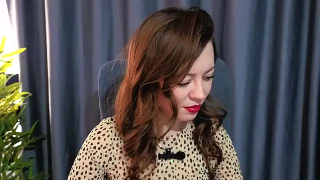 Snapshot of GirlfriendNina chatting on February 2026 06:51:02 AM GirlfriendNina online show from February 2026 06:51:02 AM