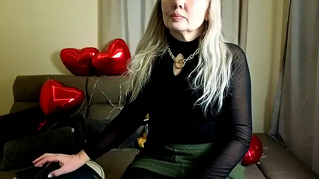 Abby Moore  online show from February 2026 01:50:02 PM