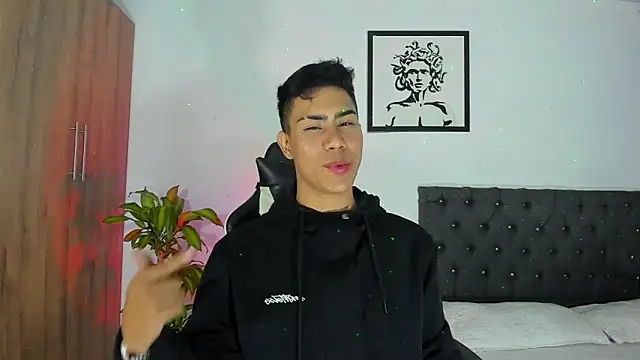 AlanNaughty online show from November 2025 12:54:02 AM