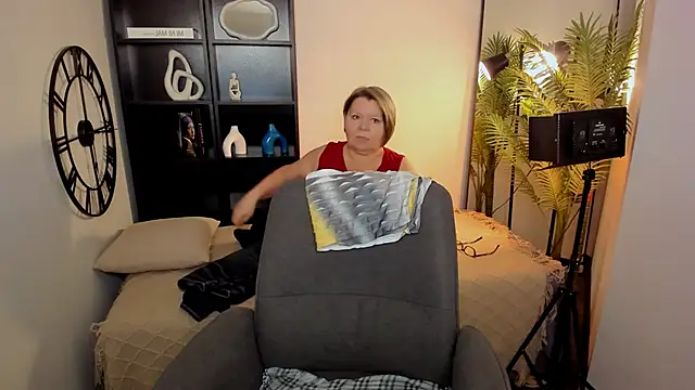 Shannonshine online show from May 2026 01:07:02 PM