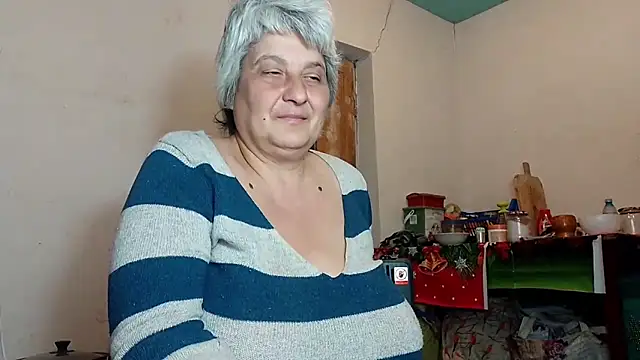 Snapshot of ExquisiteMature chatting on February 2025 09:29:01 PM ExquisiteMature online show from February 2025 09:29:01 PM