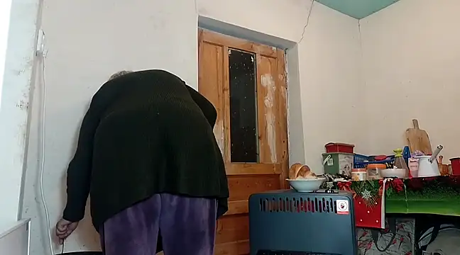 Snapshot of ExquisiteMature chatting on February 2025 05:11:02 PM ExquisiteMature online show from February 2025 05:11:02 PM