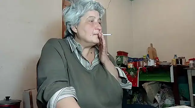 Snapshot of ExquisiteMature chatting on February 2025 02:57:01 PM ExquisiteMature online show from February 2025 02:57:01 PM