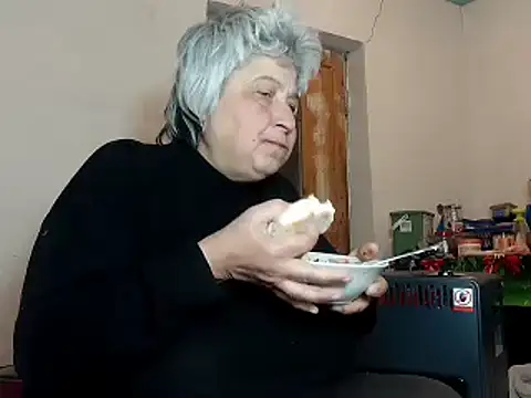 Snapshot of ExquisiteMature chatting on February 2025 07:23:01 AM ExquisiteMature online show from February 2025 07:23:01 AM