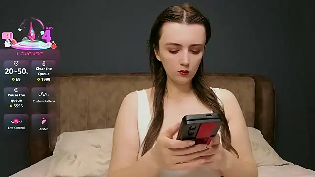 IamMolly online show from May 2026 08:14:02 PM