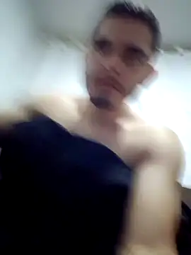 Snapshot of Fuyuichirou chatting on December 2024 05:33:02 AM Fuyuichirou online show from December 2024 05:33:02 AM