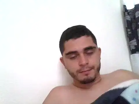 Snapshot of Fuyuichirou chatting on January 2025 08:54:01 PM Fuyuichirou online show from January 2025 08:54:01 PM