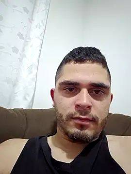 Snapshot of Fuyuichirou chatting on February 2025 02:29:02 AM Fuyuichirou online show from February 2025 02:29:02 AM