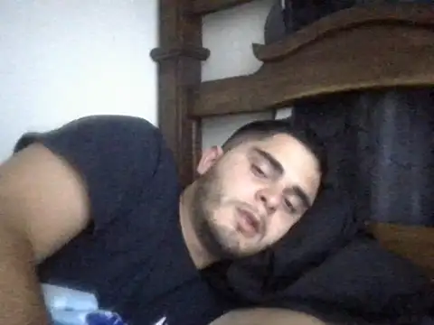 Snapshot of Fuyuichirou chatting on December 2025 12:38:02 AM Fuyuichirou online show from December 2025 12:38:02 AM