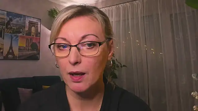 vanessa chat online show from January 2025 05:48:01 PM