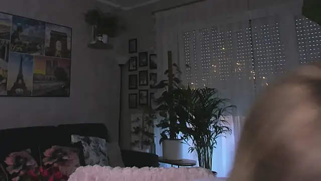 vanessa chat online show from January 2025 02:35:01 PM