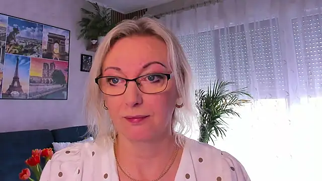 vanessa chat online show from May 2026 01:30:02 PM