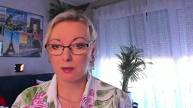 vanessa chat online show from May 2026 01:17:01 PM