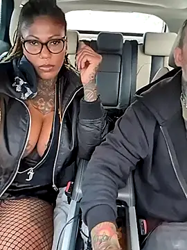 DarkDea online show from November 2025 03:12:01 PM