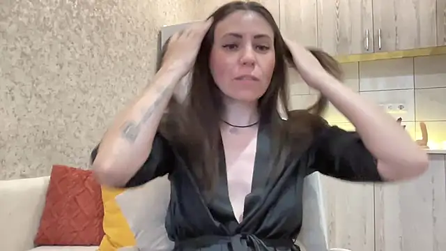 HotyWinter online show from May 2026 03:58:02 AM