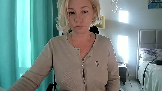 Colette  1977 online show from October 2025 05:07:02 AM