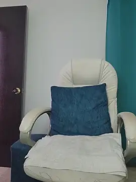 Snapshot of lissglow chatting on February 2026 03:46:01 PM lissglow online show from February 2026 03:46:01 PM